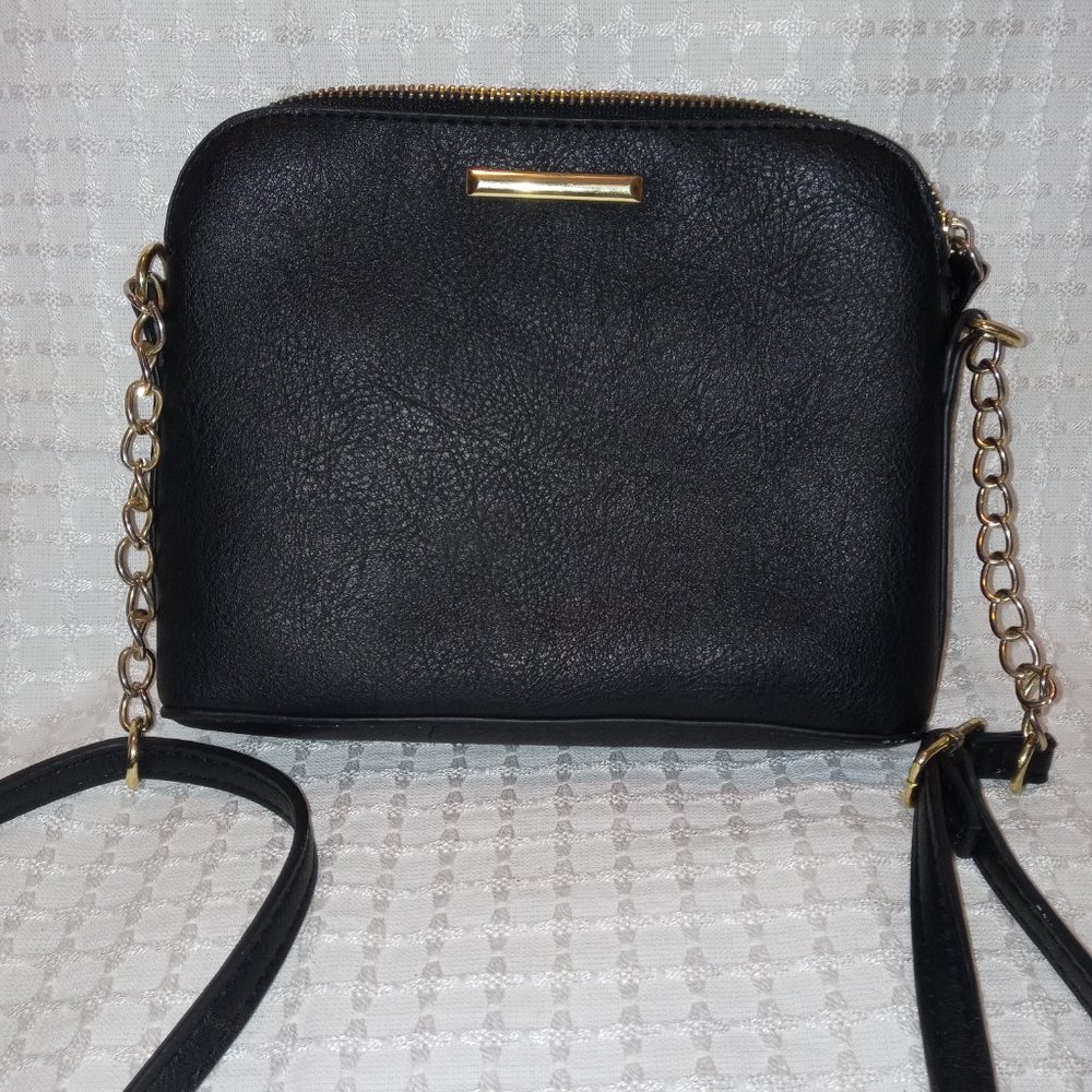 Women's cross body black purse
